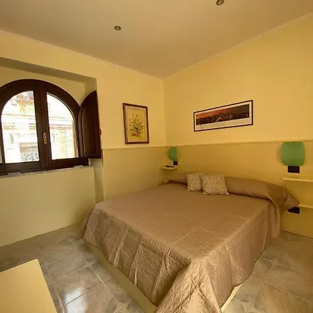 Angolo Di Paradiso Tatil Evi *